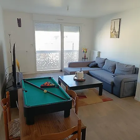 Chic F2 Apartment